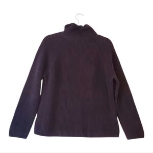 Lands End Cable Knit Turtleneck Sweater Size Medium‎